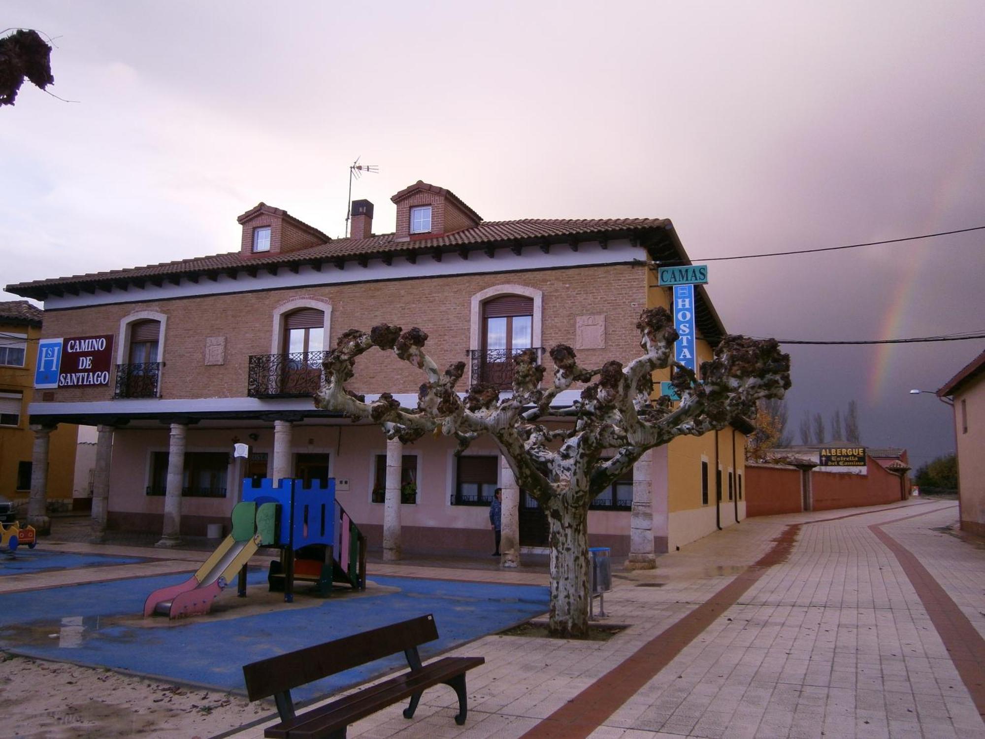 Hotel Hostal Camino De Santiago Frómista Exterior foto