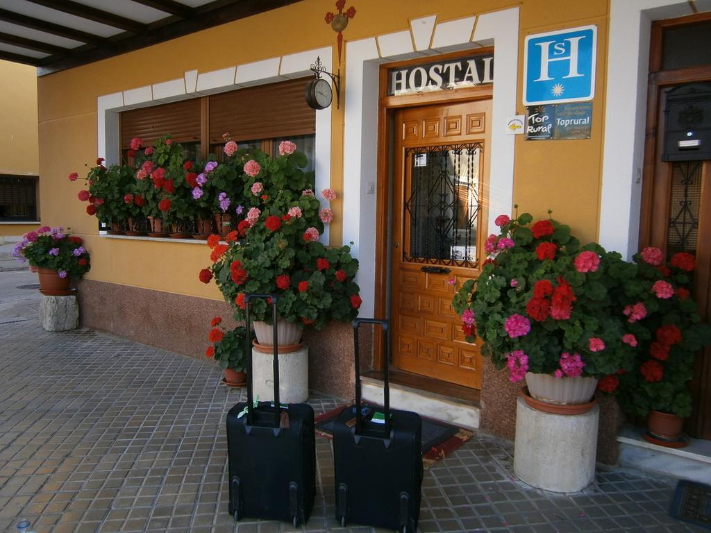 Hotel Hostal Camino De Santiago Frómista Exterior foto